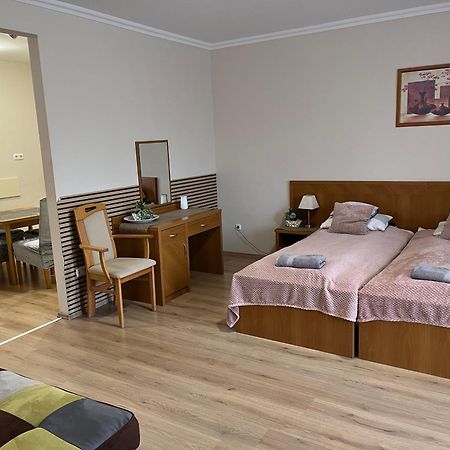 Brookforest Apartman Hajdúszoboszló Εξωτερικό φωτογραφία