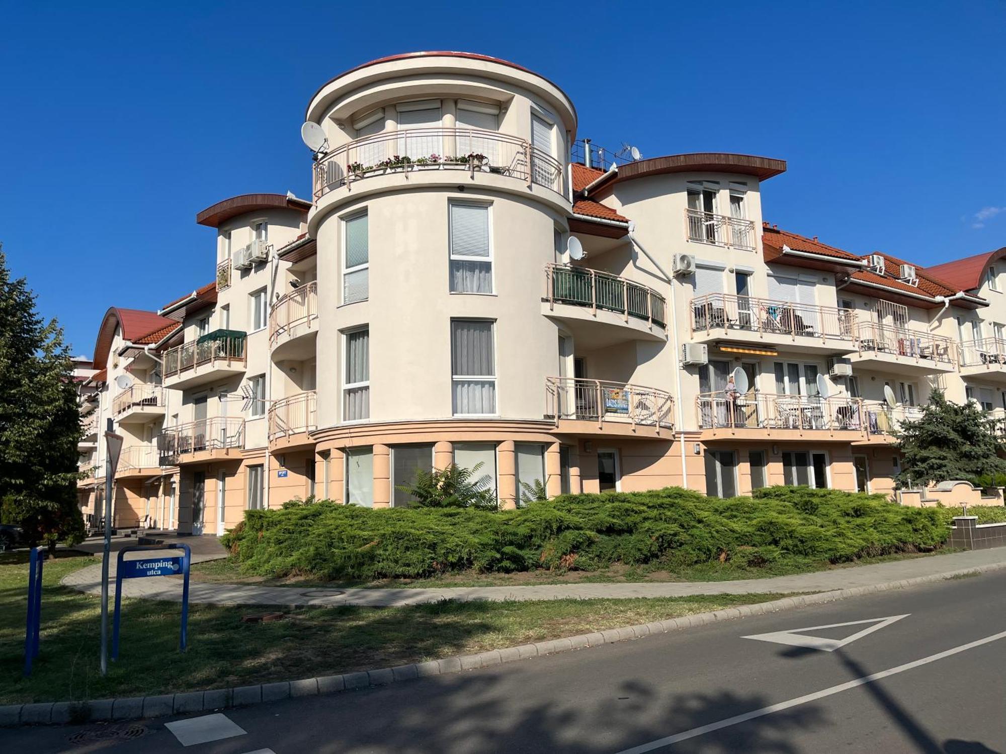 Brookforest Apartman Hajdúszoboszló Εξωτερικό φωτογραφία