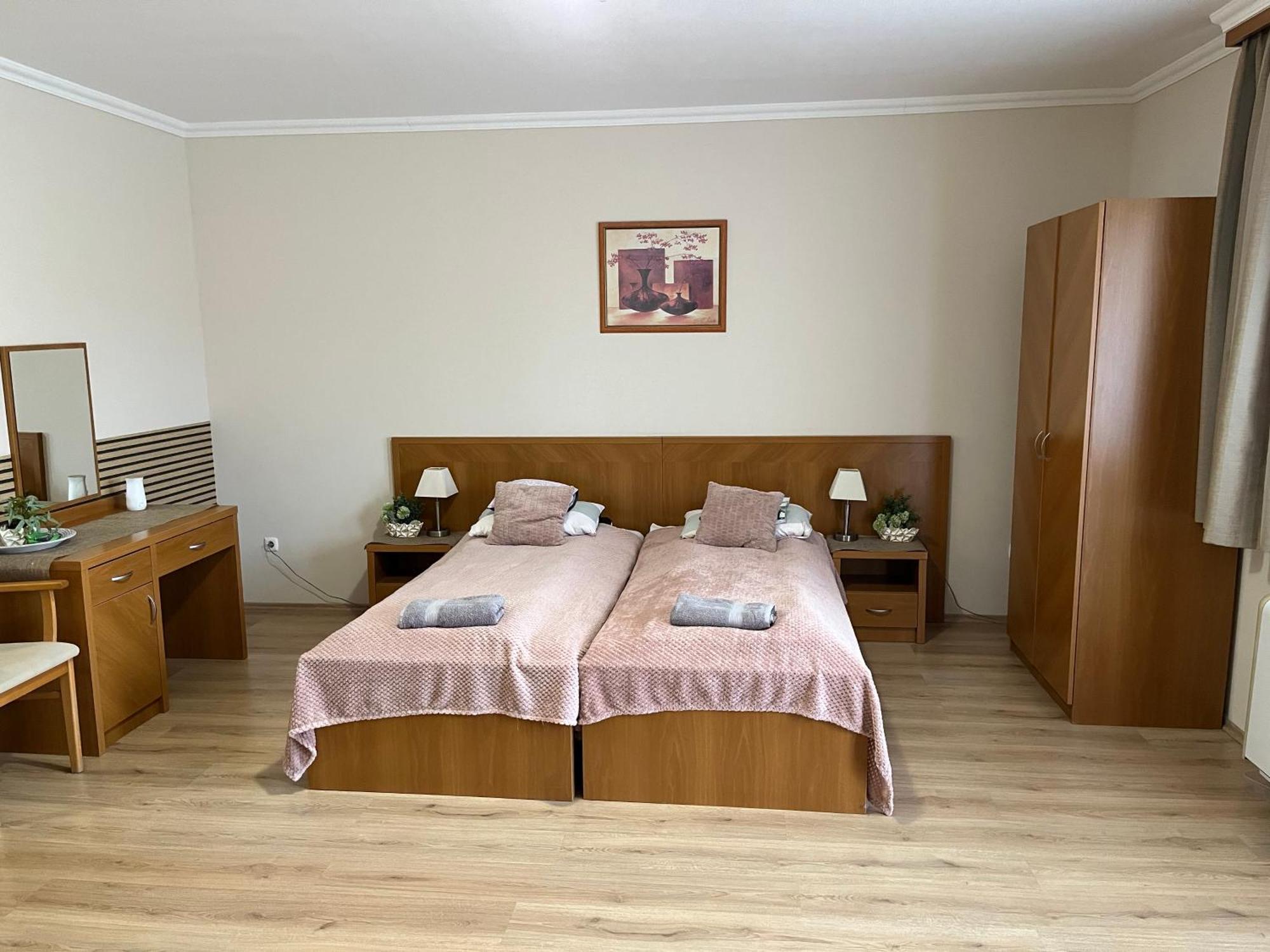 Brookforest Apartman Hajdúszoboszló Εξωτερικό φωτογραφία